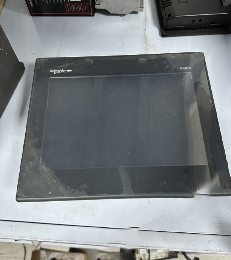 煙臺 施耐德觸摸屏?XBTN401屏幕顯示內容不正常故障維修 維修中心 重點推薦